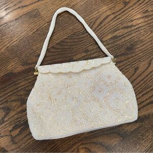 VINTAGE White Beaded Frame Snap Top Handbag Floral Motif
